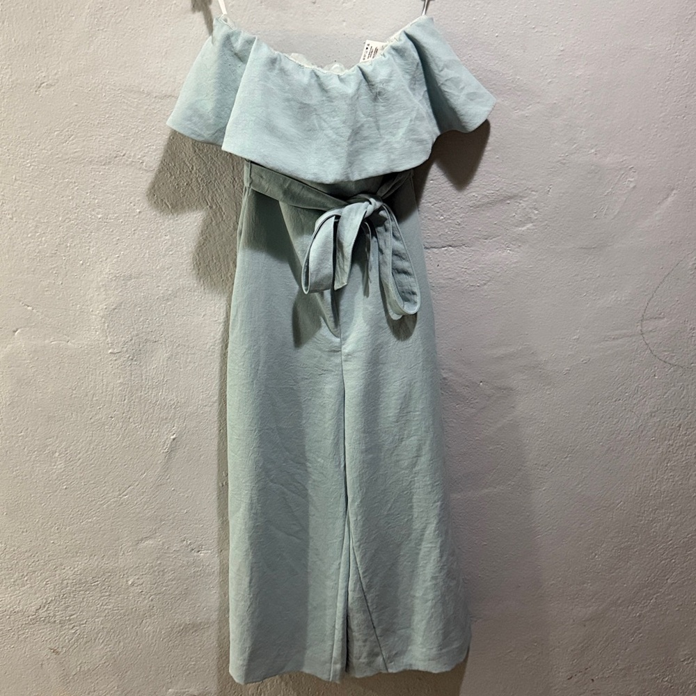 Babaton sleeveless romper